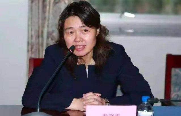美女与狗交